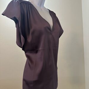 Flutter-Sleeve V-Neck Top